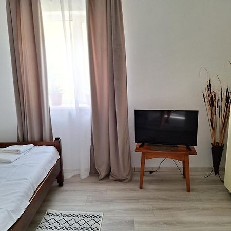 Miha'S Apartament Σουλινάς Εξωτερικό φωτογραφία