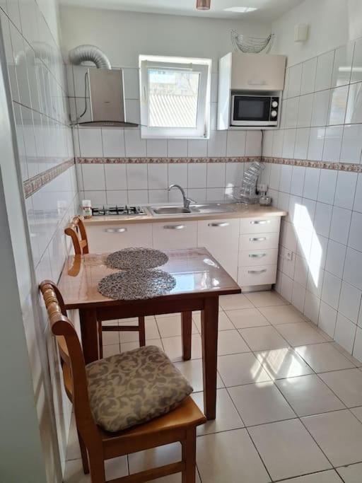 Miha'S Apartament Σουλινάς Εξωτερικό φωτογραφία